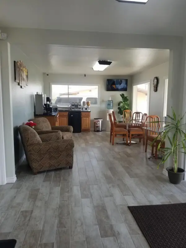 Gold Key Inn 4